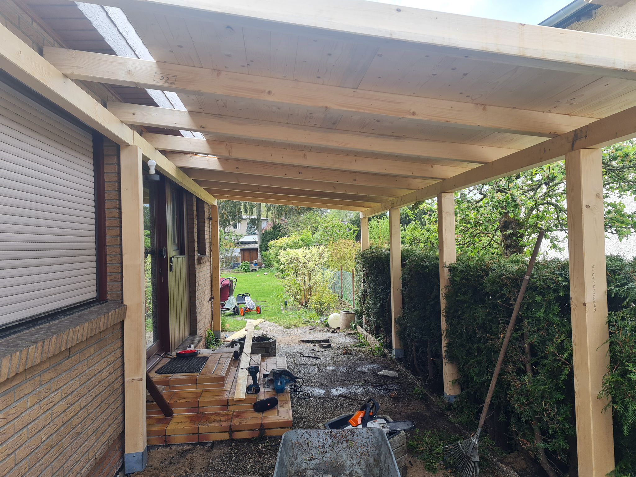 Clădiri fără sistem pluvial